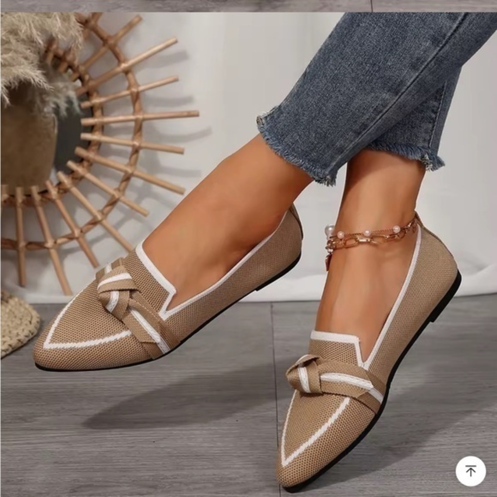 New Fabric Knot Flats, Size 9, Tan/ White